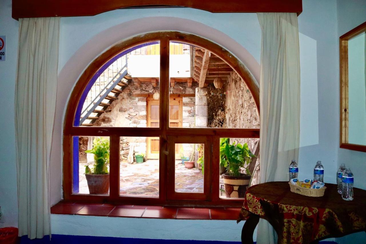 Hospedaje Pizza Azul Catorce ภายนอก รูปภาพ
